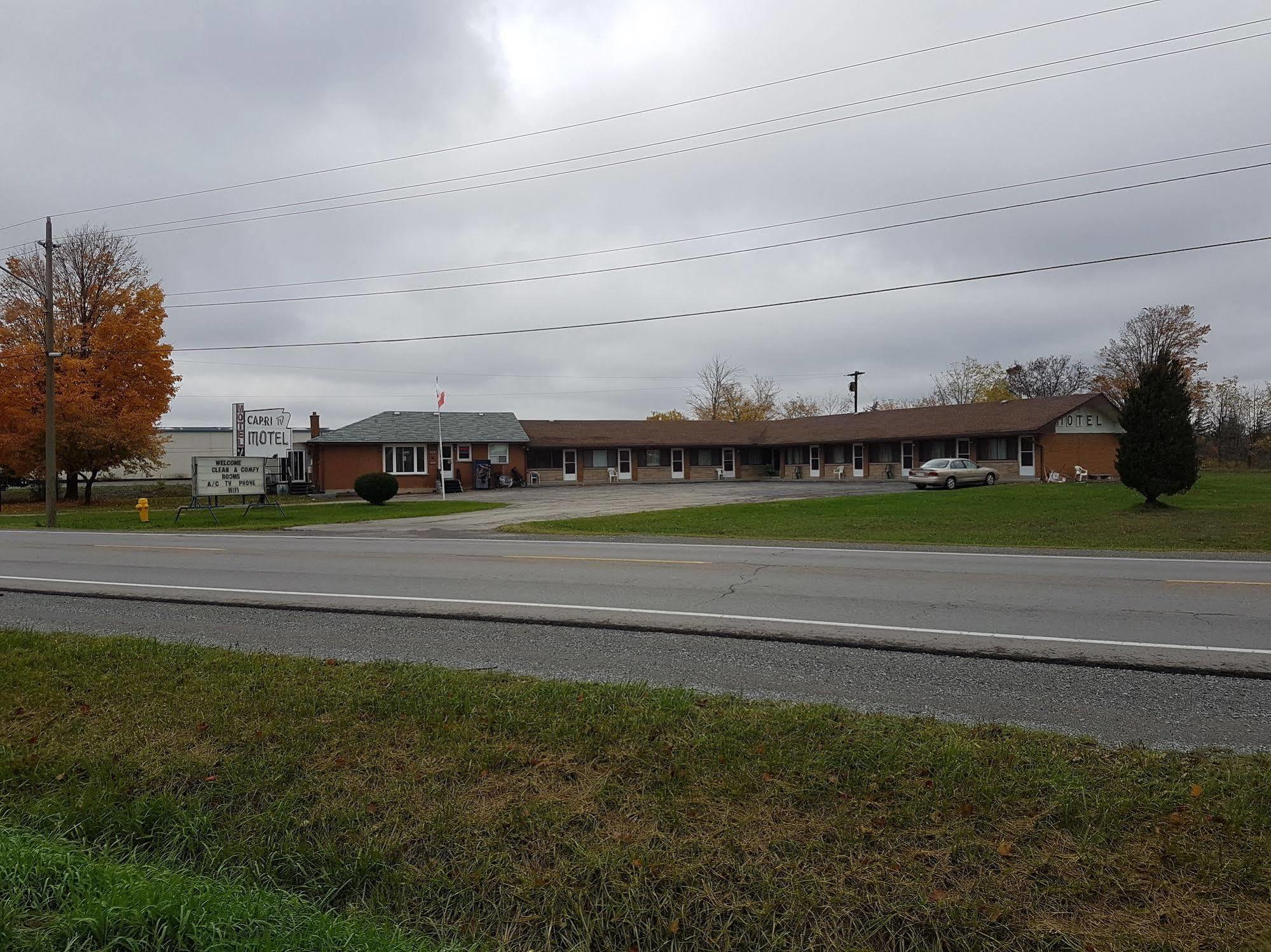 Capri Motel Port Colborne Exterior photo